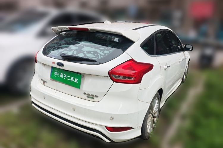 Used Ford Focus 2015 Hatchback EcoBoost 180 Automatic Sport Model Rear Right 45 Deg