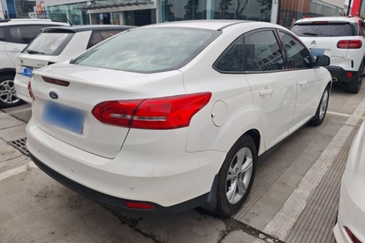 Used Ford Focus 2015 Sedan 1.6L Manual Comfort Model Rear Right 45 Deg