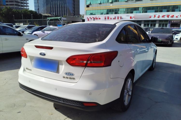 Used Ford Focus 2015 Sedan 1.6L Automatic Trend Model Rear Right 45 Deg