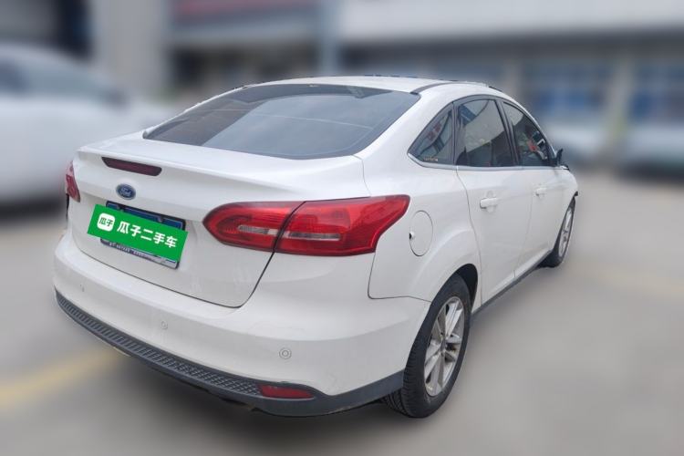 Used Ford Focus 2015 Sedan EcoBoost 180 Automatic Elite Model Rear Right 45 Deg