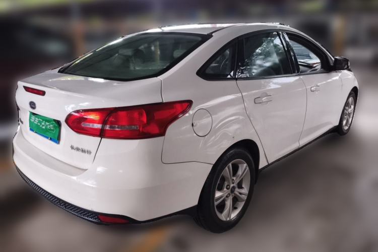 Used Ford Focus 2015 Sedan 1.6L Automatic Comfort Model Rear Right 45 Deg
