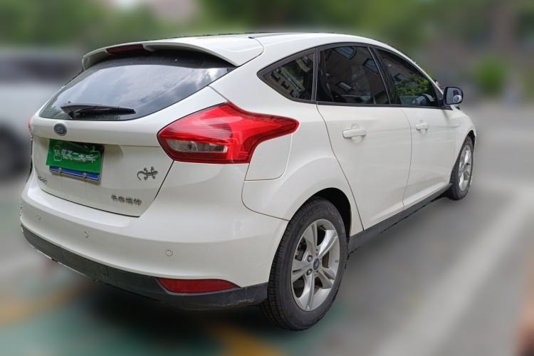 Used Ford Focus 2015 Hatchback 1.6L Automatic Comfort Model Rear Right 45 Deg