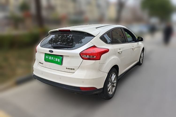 Used Ford Focus 2015 Hatchback 1.6L Automatic Fashion Edition Rear Right 45 Deg