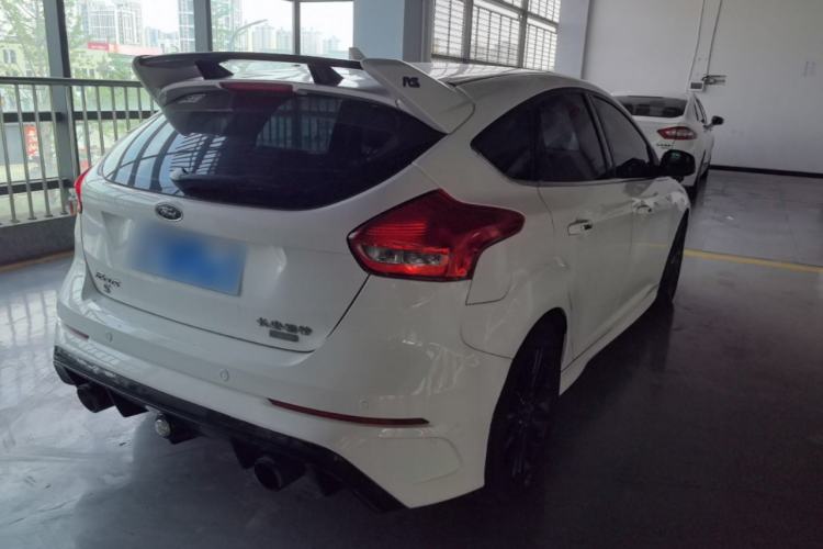 Used Ford Focus 2015 Hatchback EcoBoost 180 Automatic Sport Model Rear Right 45 Deg