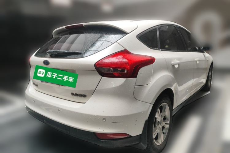 Used Ford Focus 2015 Hatchback 1.6L Automatic Comfort Model Rear Right 45 Deg