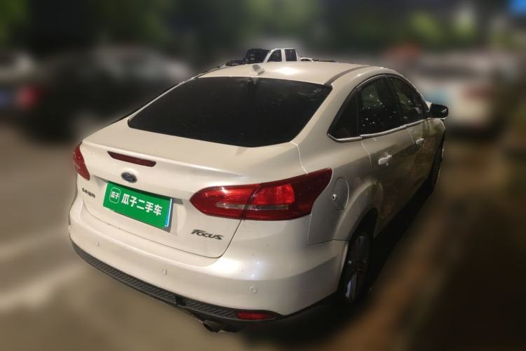 Used Ford Focus 2015 Hatchback EcoBoost 180 Automatic Elite Model Rear Right 45 Deg