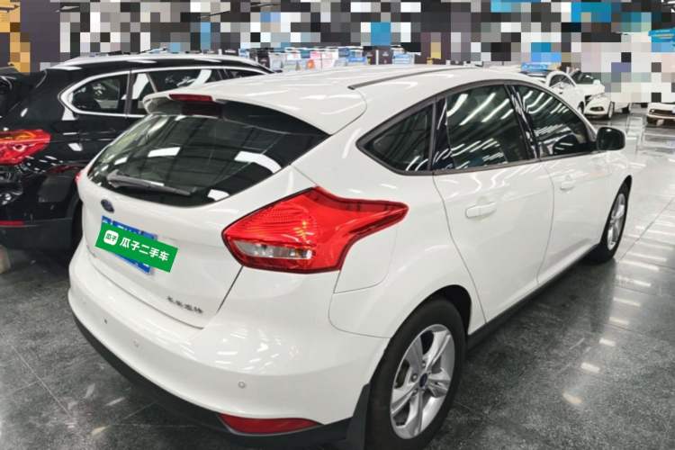 Used Ford Focus 2015 Hatchback 1.6L Automatic Comfort Model Rear Right 45 Deg