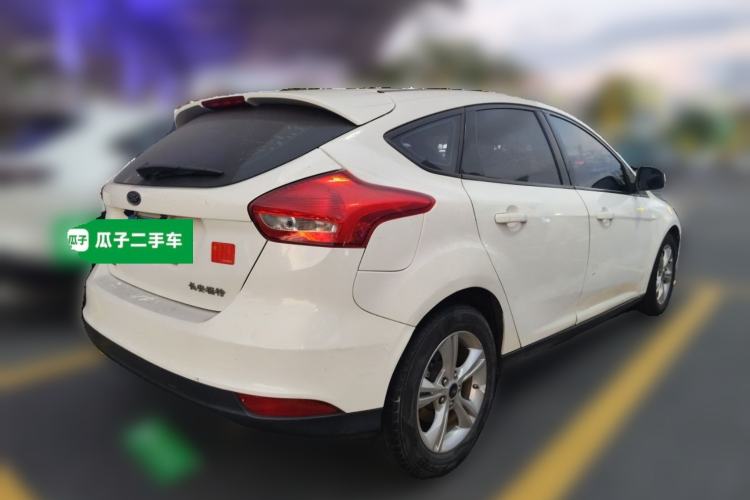 Used Ford Focus 2015 Hatchback 1.6L Automatic Comfort Model Rear Right 45 Deg