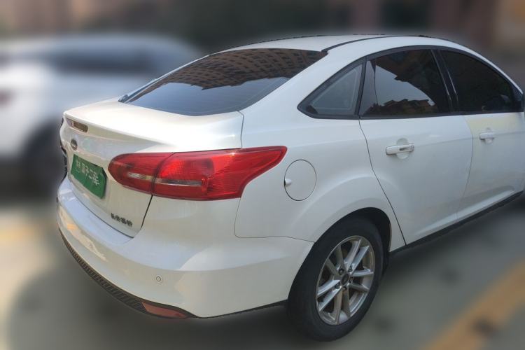 Used Ford Focus 2015 Sedan 1.6L Automatic Trend Model Rear Right 45 Deg