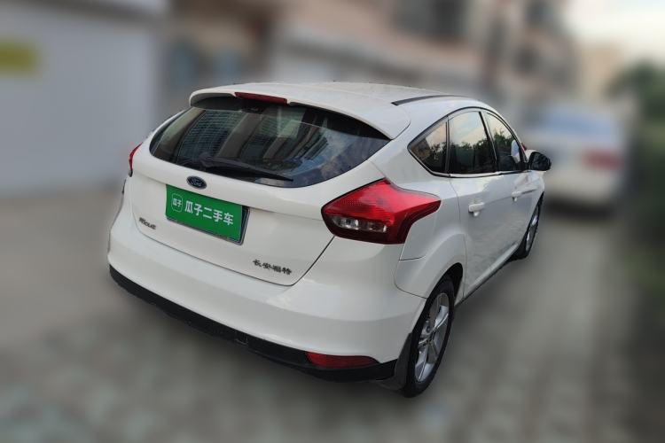 Used Ford Focus 2015 Hatchback 1.6L Automatic Comfort Model Rear Right 45 Deg