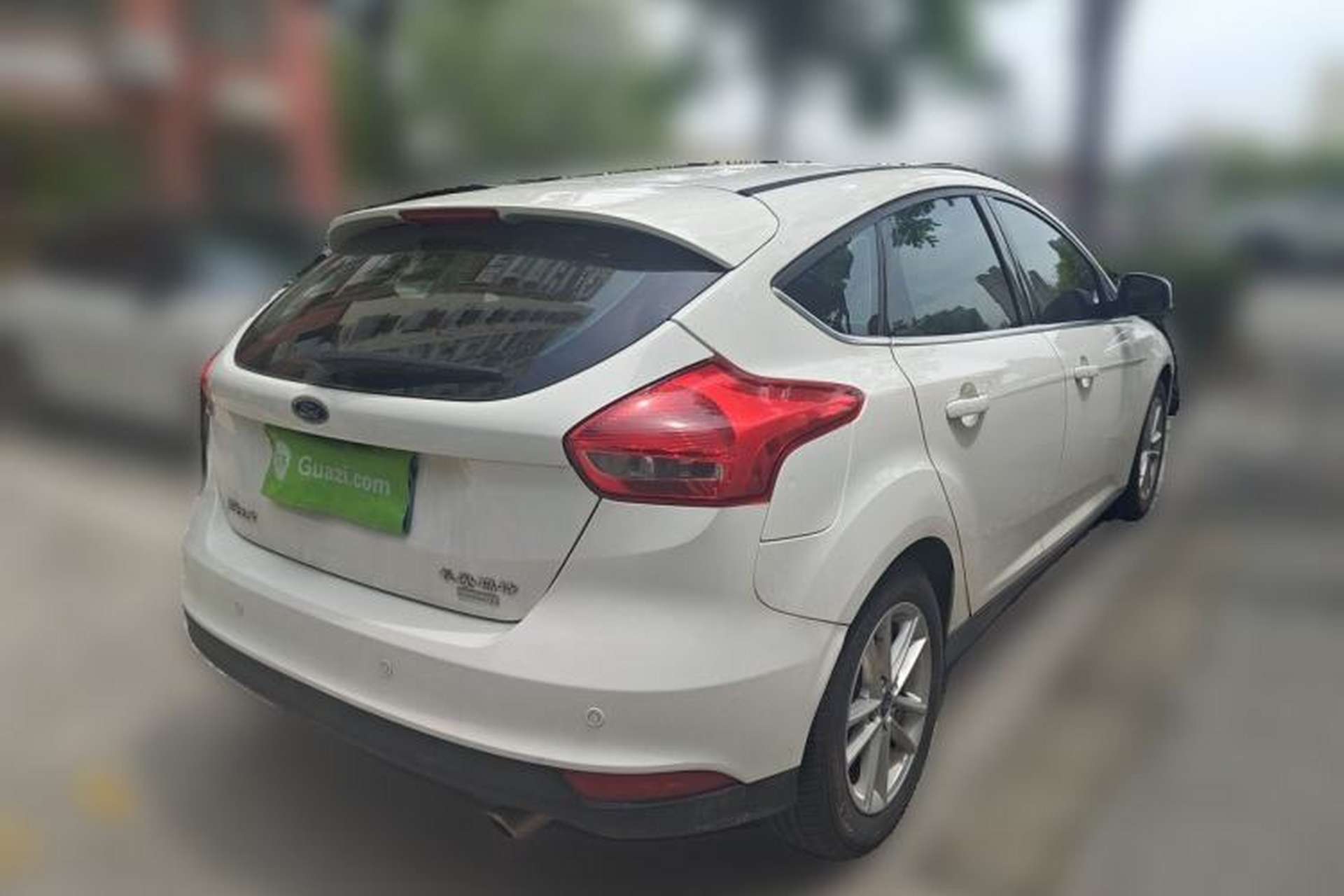 Used Ford Focus 2015 Hatchback EcoBoost 180 Automatic Elite Model Rear Right 45 Deg
