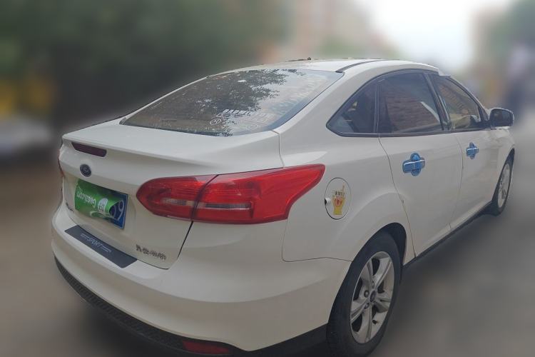 Used Ford Focus 2015 Sedan 1.6L Manual Comfort Model Rear Right 45 Deg