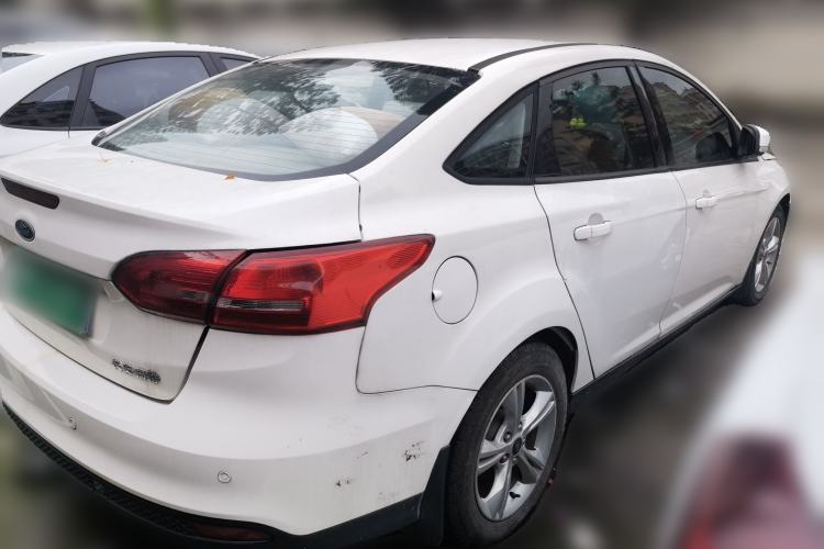 Used Ford Focus 2015 Sedan 1.6L Manual Comfort Model Rear Right 45 Deg
