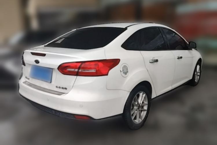 Used Ford Focus 2015 Sedan 1.6L Manual Fashion Edition Rear Right 45 Deg