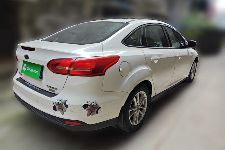 Used Ford Focus 2015 Sedan EcoBoost 125 Automatic Supreme Style Edition Rear Right 45 Deg