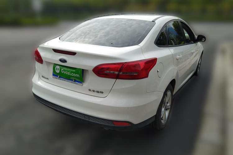 Used Ford Focus 2015 Sedan 1.6L Automatic Comfort Model Rear Right 45 Deg