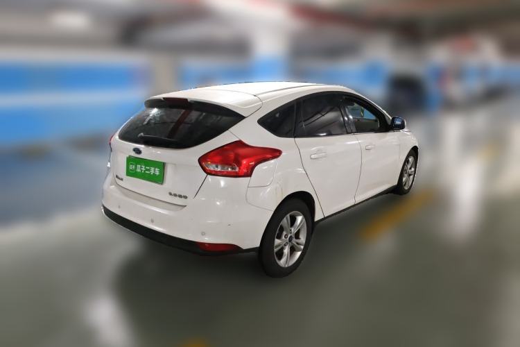 Used Ford Focus 2015 Hatchback 1.6L Automatic Comfort Model Rear Right 45 Deg