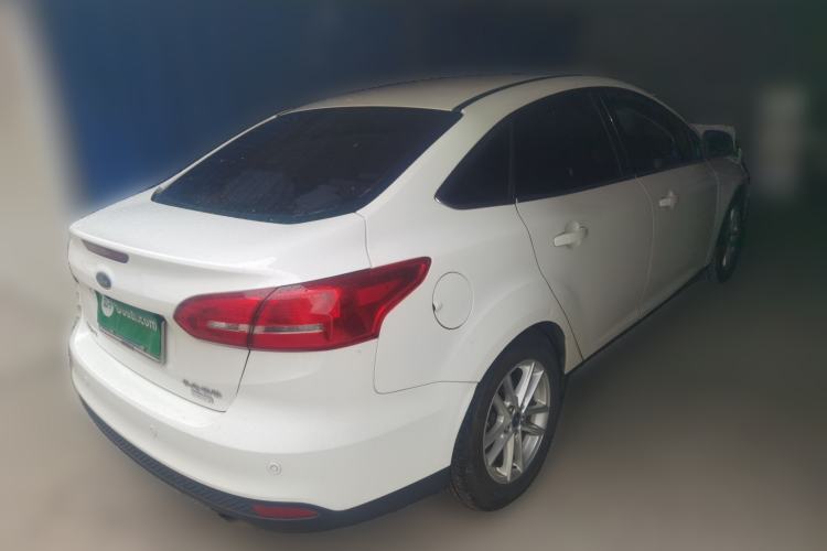 Used Ford Focus 2015 Sedan EcoBoost 180 Automatic Elite Model Rear Right 45 Deg