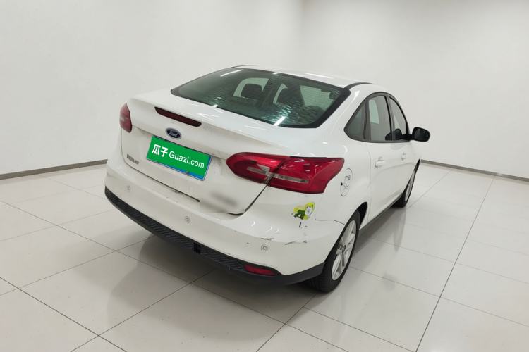 Used Ford Focus 2015 Sedan 1.6L Automatic Trend Model Rear Right 45 Deg