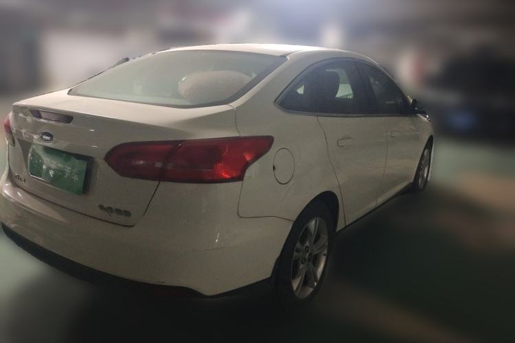 Used Ford Focus 2015 Sedan 1.6L Manual Comfort Model Rear Right 45 Deg