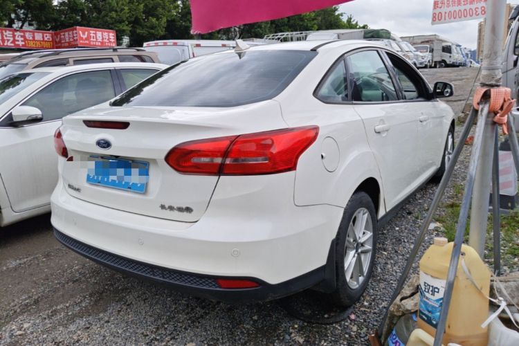 Used Ford Focus 2015 Sedan 1.6L Automatic Trend Model Rear Right 45 Deg