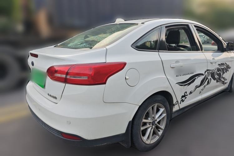 Used Ford Focus 2015 Sedan 1.6L Automatic Trend Model Rear Right 45 Deg