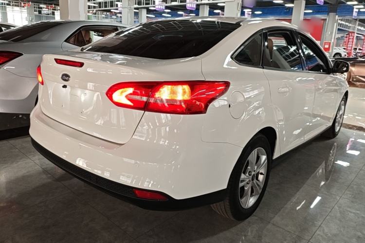 Used Ford Focus 2015 Sedan 1.6L Automatic Comfort Model Rear Right 45 Deg