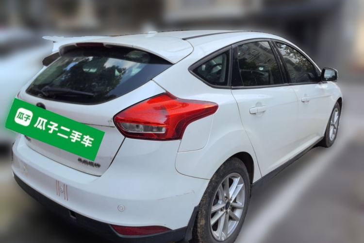 Used Ford Focus 2015 Hatchback 1.6L Automatic Fashion Edition Rear Right 45 Deg