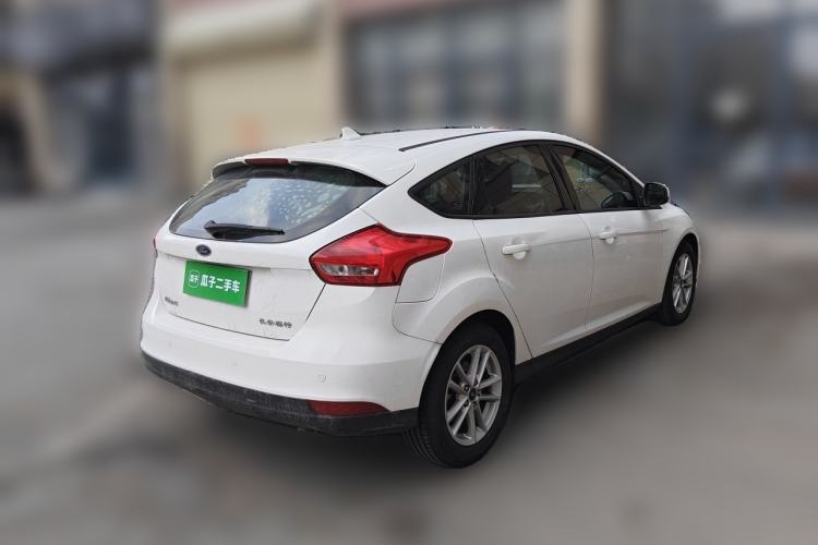 Used Ford Focus 2015 Hatchback 1.6L Automatic Fashion Edition Rear Right 45 Deg