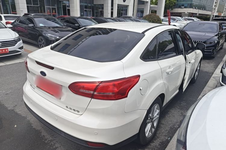Used Ford Focus 2015 Sedan 1.6L Automatic Trend Model Rear Right 45 Deg
