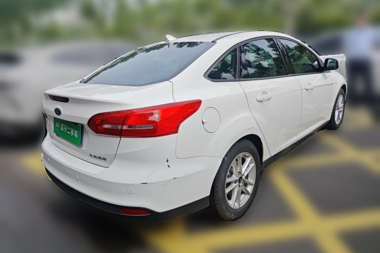 Used Ford Focus 2015 Sedan 1.6L Automatic Trend Model Rear Right 45 Deg