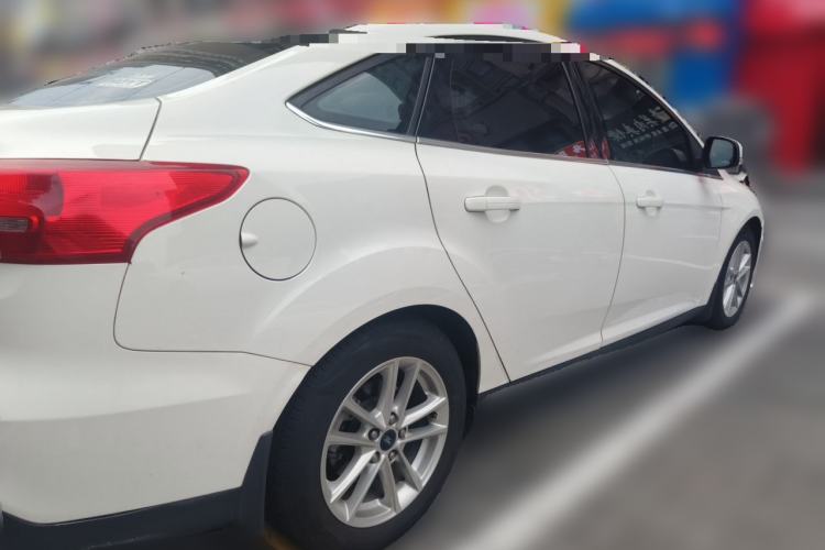 Used Ford Focus 2015 Sedan EcoBoost 180 Automatic Elite Model Rear Right 45 Deg