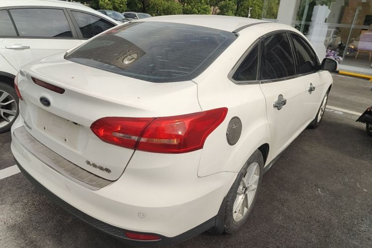 Used Ford Focus 2015 Sedan 1.6L Automatic Trend Model Rear Right 45 Deg