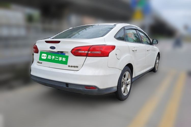 Used Ford Focus 2015 Sedan 1.6L Manual Comfort Model Rear Right 45 Deg