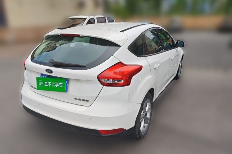 Used Ford Focus 2015 Hatchback 1.6L Automatic Comfort Model Rear Right 45 Deg