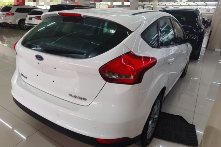 Used Ford Focus 2015 Hatchback 1.6L Automatic Comfort Model Rear Right 45 Deg