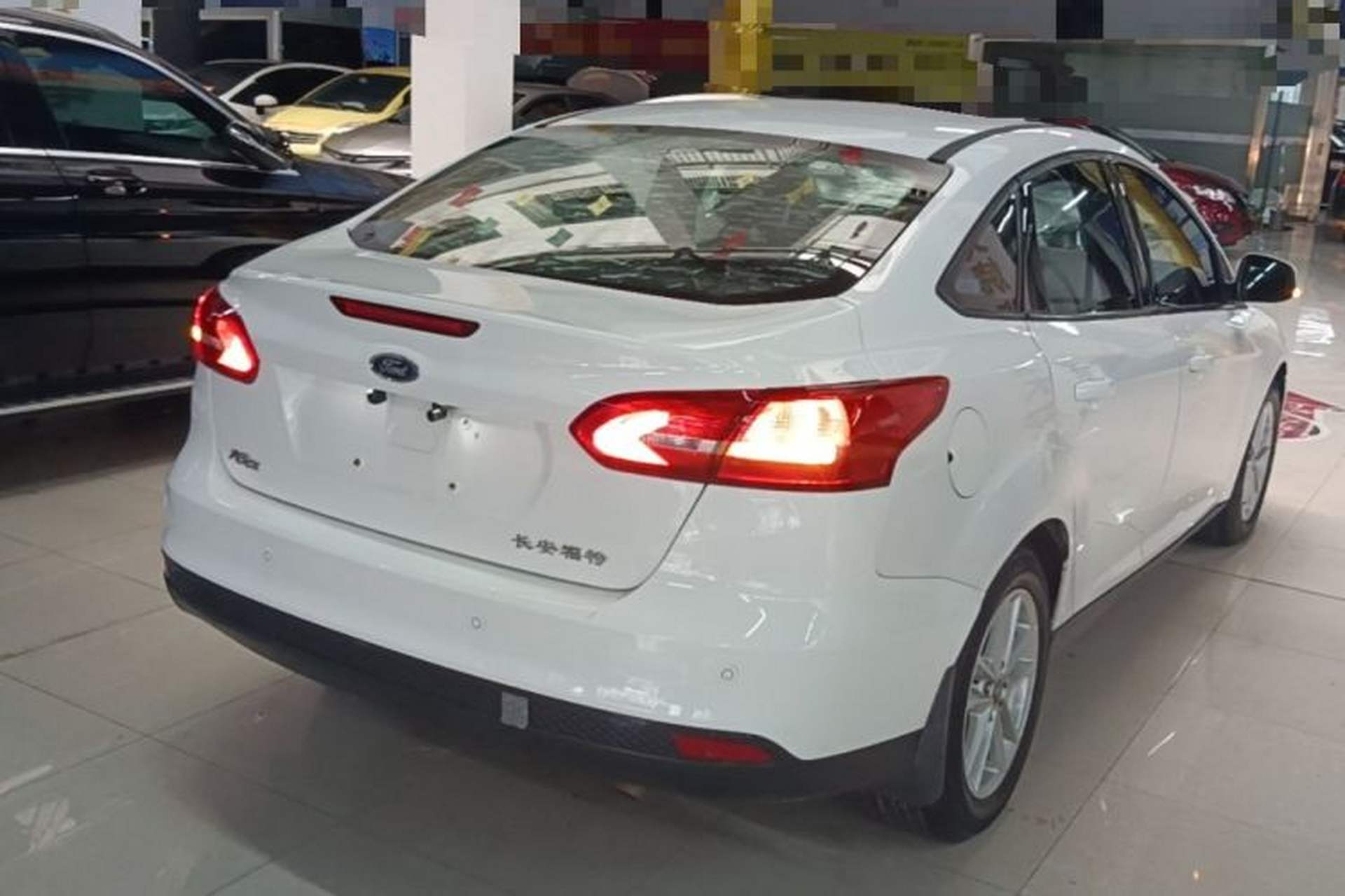 Used Ford Focus 2015 Sedan 1.6L Automatic Trend Model Rear Right 45 Deg