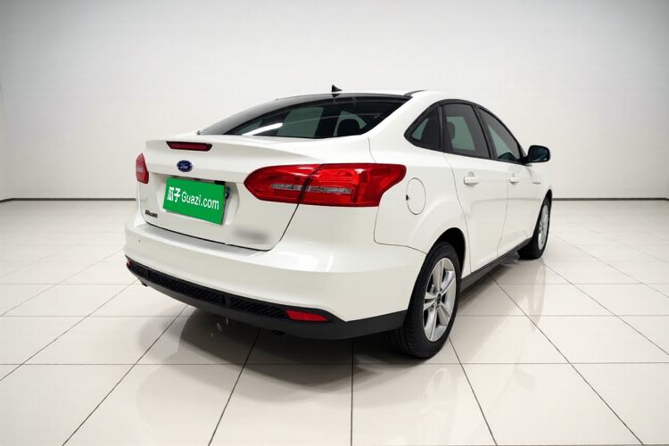Used Ford Focus 2015 Sedan 1.6L Automatic Comfort Model Rear Right 45 Deg
