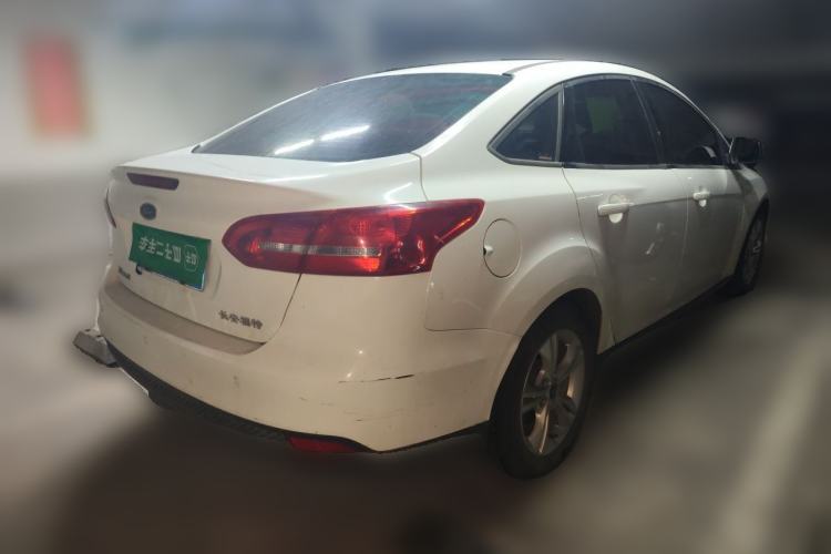 Used Ford Focus 2015 Sedan 1.6L Automatic Comfort Model Rear Right 45 Deg