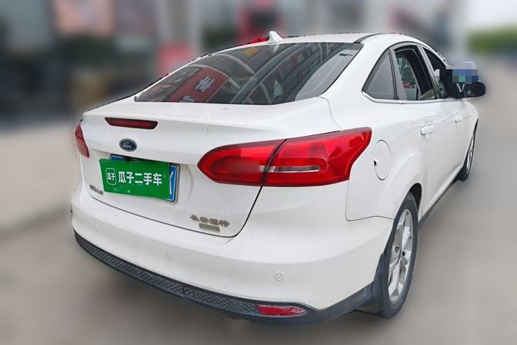 Used Ford Focus 2015 Sedan EcoBoost 180 Automatic Elite Model Rear Right 45 Deg