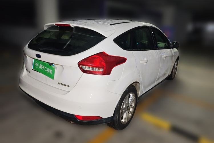 Used Ford Focus 2015 Hatchback 1.6L Automatic Fashion Edition Rear Right 45 Deg