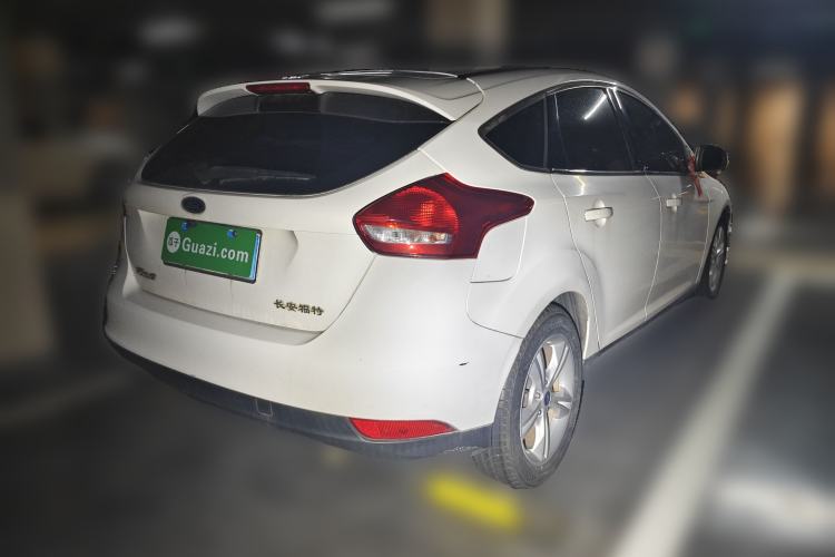 Used Ford Focus 2015 Hatchback 1.6L Automatic Comfort Model Rear Right 45 Deg