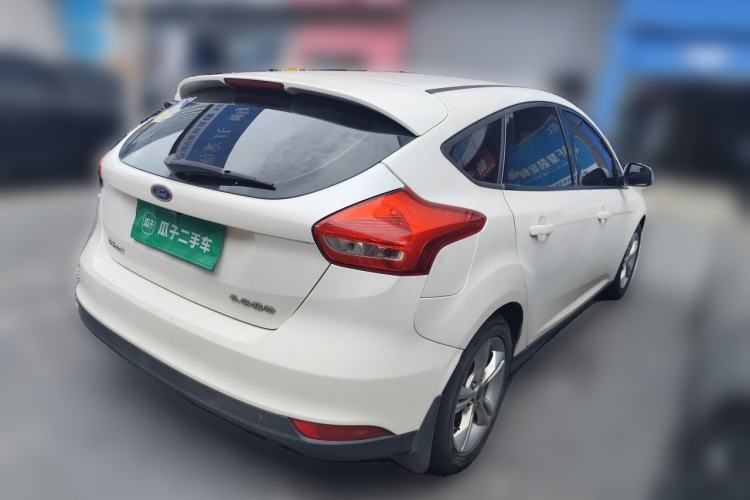 Used Ford Focus 2015 Hatchback 1.6L Automatic Comfort Model Rear Right 45 Deg