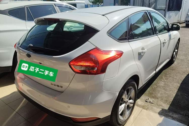 Used Ford Focus 2015 Hatchback 1.6L Automatic Comfort Model Rear Right 45 Deg