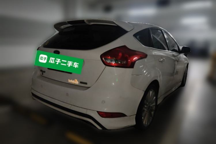 Used Ford Focus 2015 Hatchback EcoBoost 180 Automatic Sport Model Rear Right 45 Deg