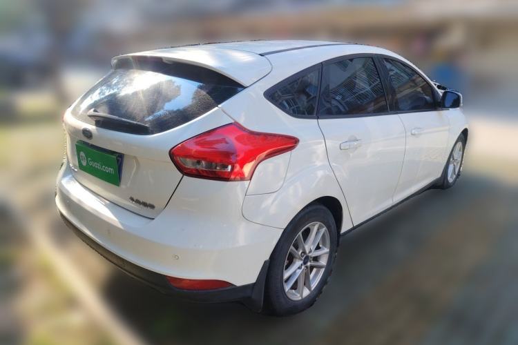Used Ford Focus 2015 Hatchback 1.6L Automatic Fashion Edition Rear Right 45 Deg