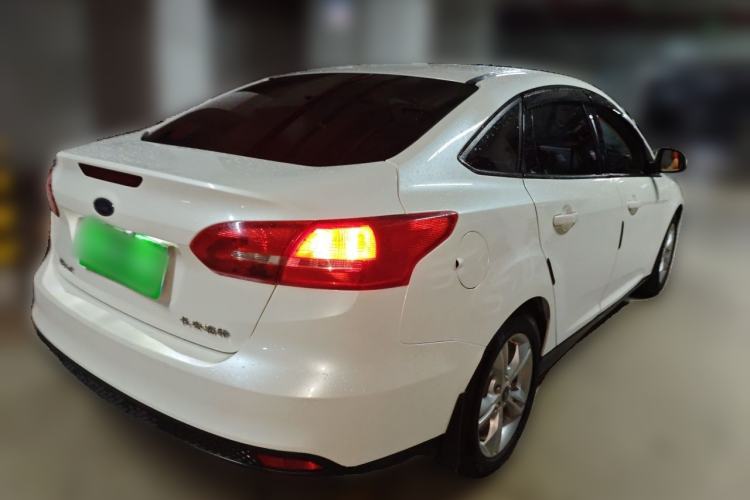 Used Ford Focus 2015 Sedan 1.6L Automatic Comfort Model Rear Right 45 Deg