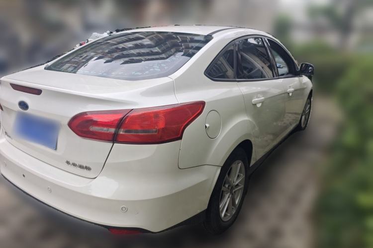 Used Ford Focus 2015 Sedan 1.6L Manual Fashion Edition Rear Right 45 Deg