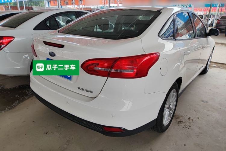 Used Ford Focus 2015 Sedan 1.6L Automatic Trend Model Rear Right 45 Deg