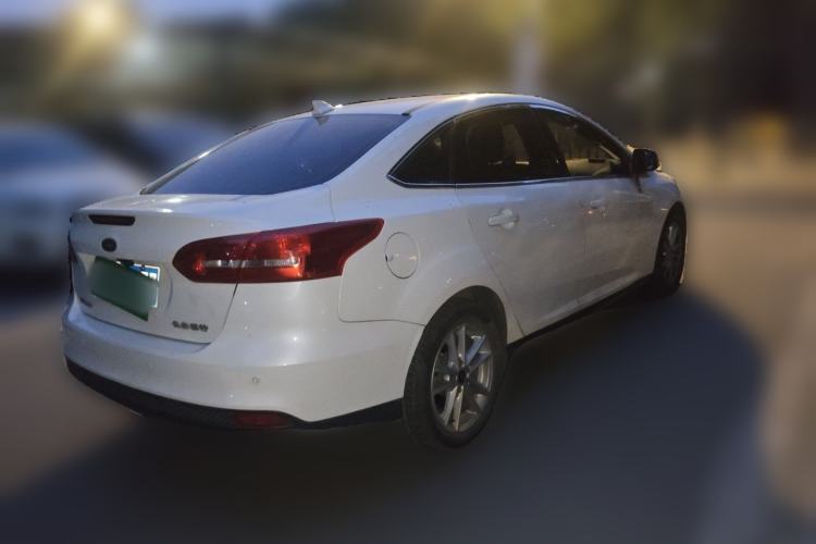Used Ford Focus 2015 Sedan 1.6L Automatic Trend Model Rear Right 45 Deg